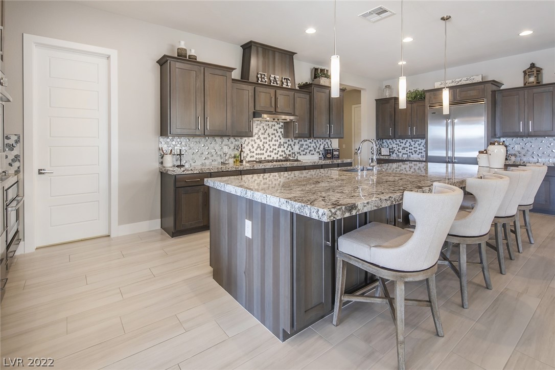 8493 Wolf Mountain Court