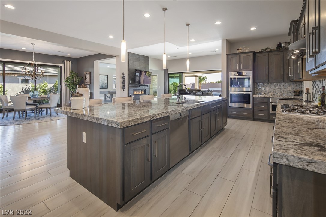 8493 Wolf Mountain Court