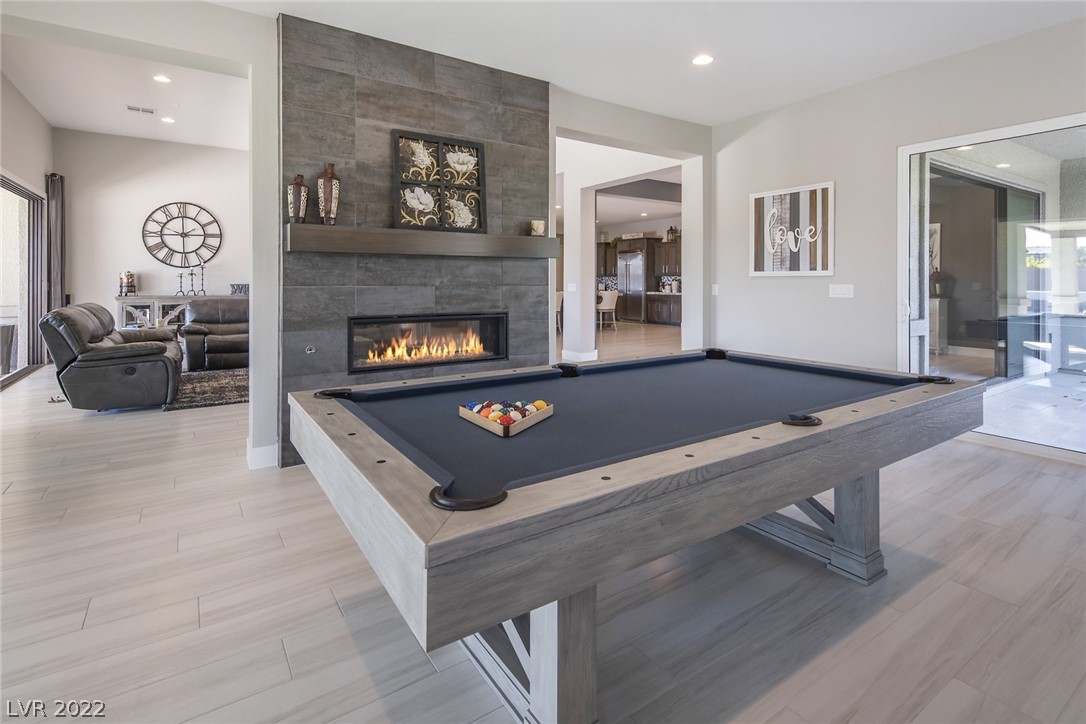 8493 Wolf Mountain Court