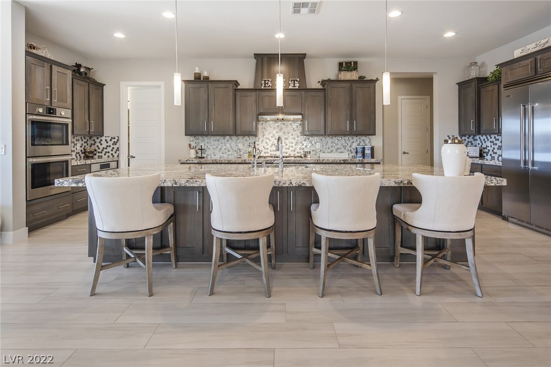 8493 Wolf Mountain Court