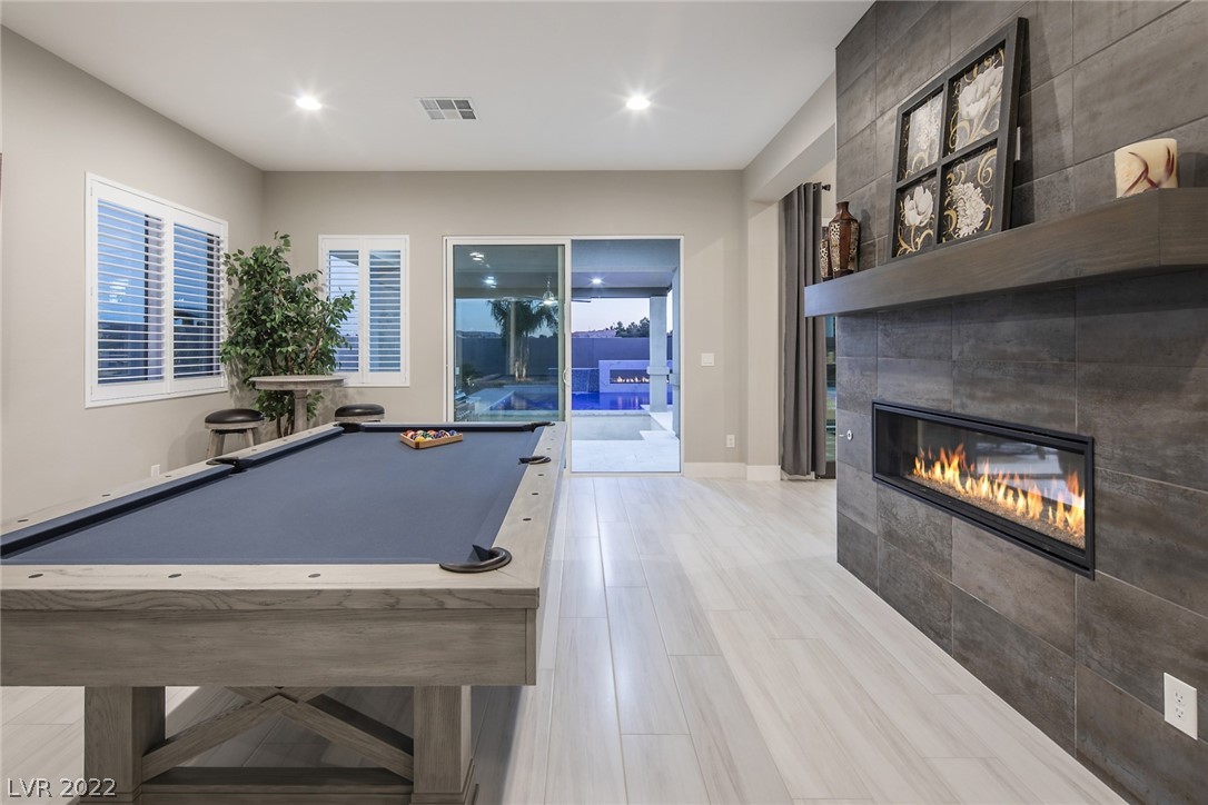 8493 Wolf Mountain Court