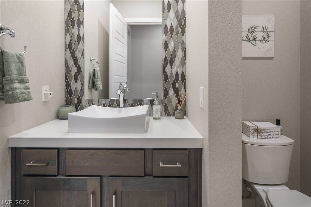 8493 Wolf Mountain Court