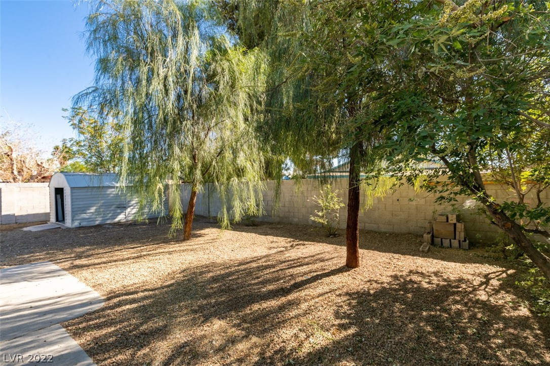 5447 Plainview Avenue