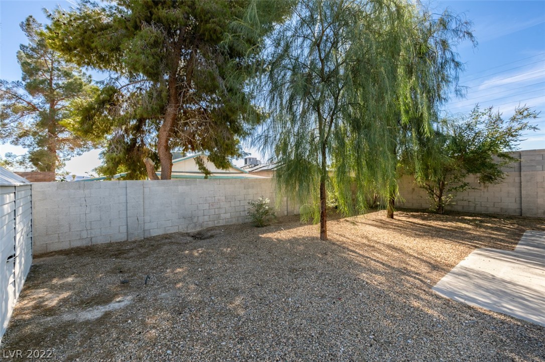 5447 Plainview Avenue