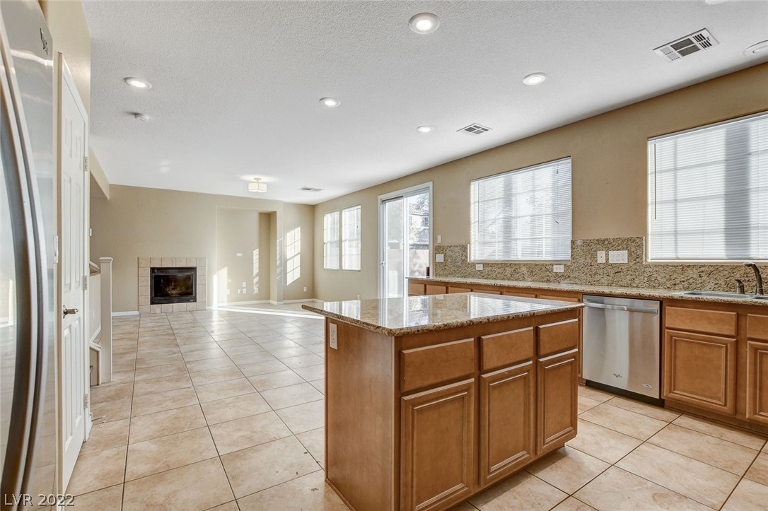 7273 Commanche Agate Court
