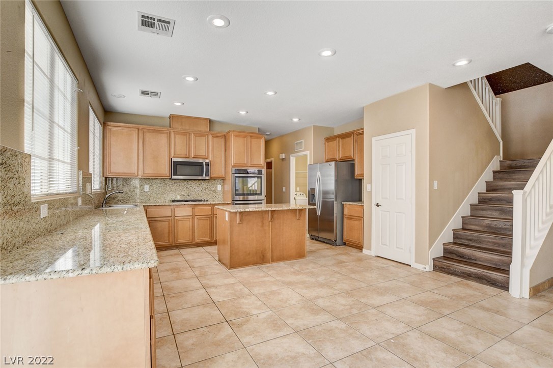 7273 Commanche Agate Court