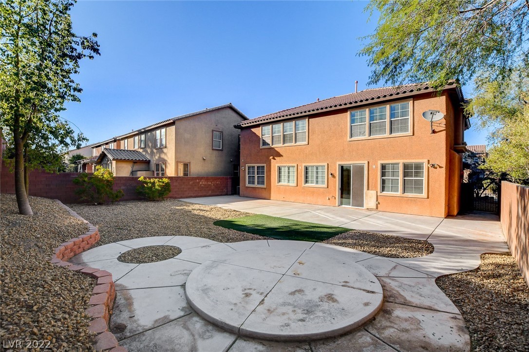 7273 Commanche Agate Court