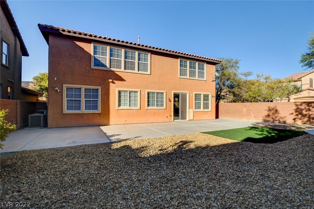 7273 Commanche Agate Court