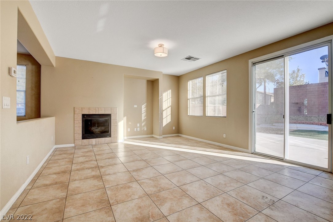 7273 Commanche Agate Court