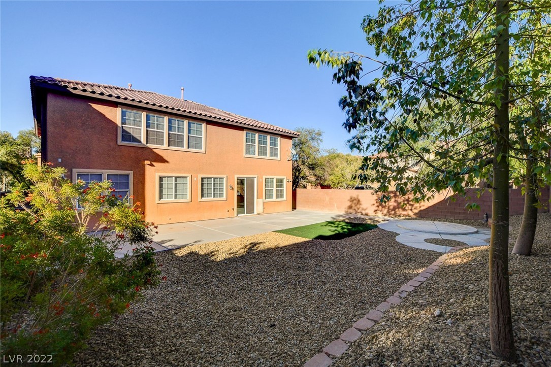 7273 Commanche Agate Court