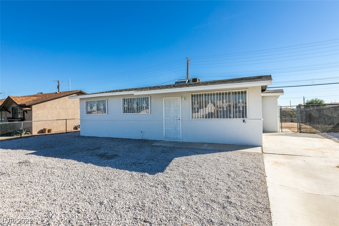 1817 W McDonald Avenue