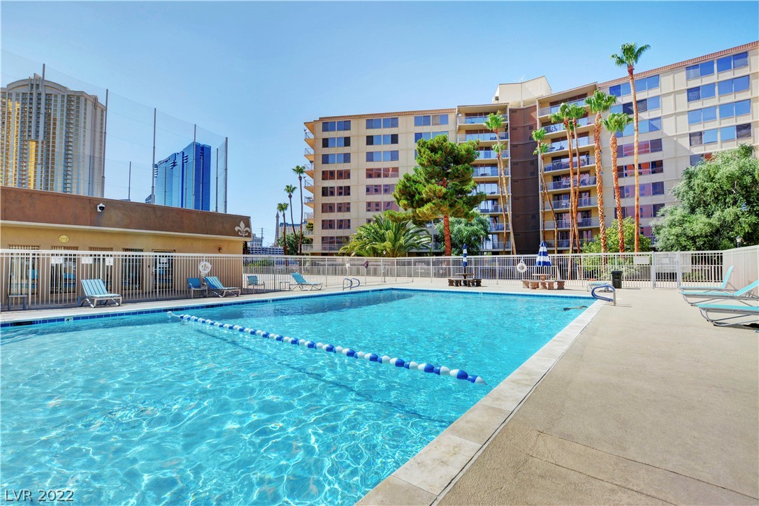 205 E Harmon Avenue Unit: 406