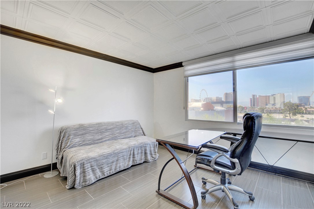 205 E Harmon Avenue Unit: 406