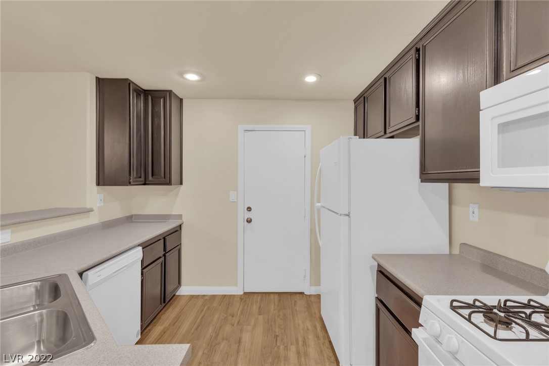 6136 Kinderhook Court