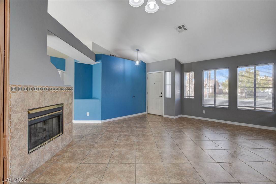 3417 Helmsman Drive