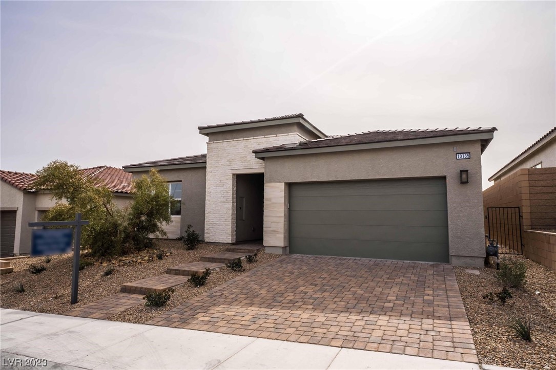 10185 Copper Meadow Avenue