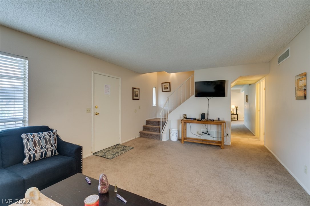 3141 Pinehurst Drive Unit: B