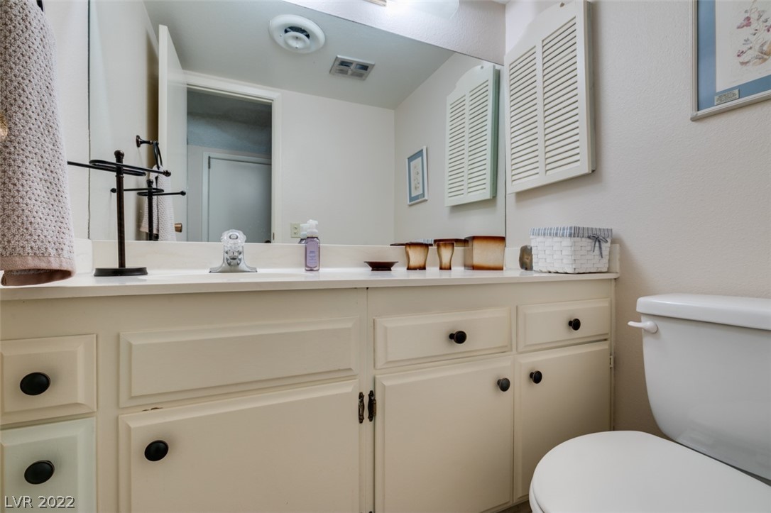 3141 Pinehurst Drive Unit: B