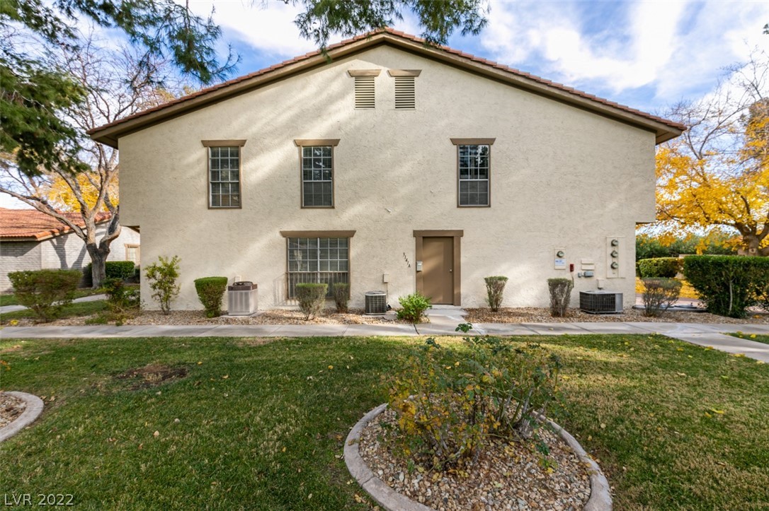 3141 Pinehurst Drive Unit: B