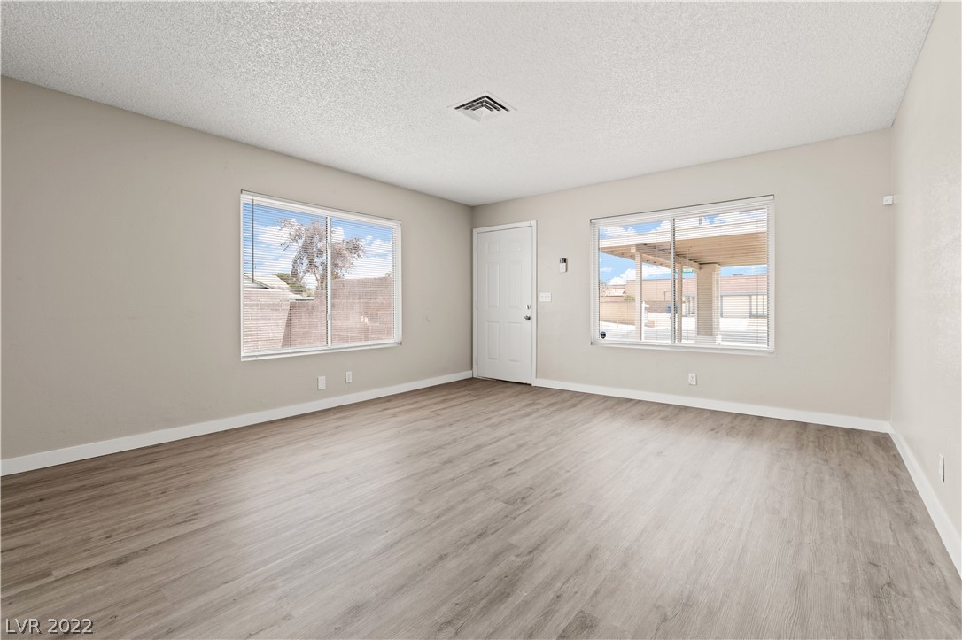 6948 Royal Meadow Place