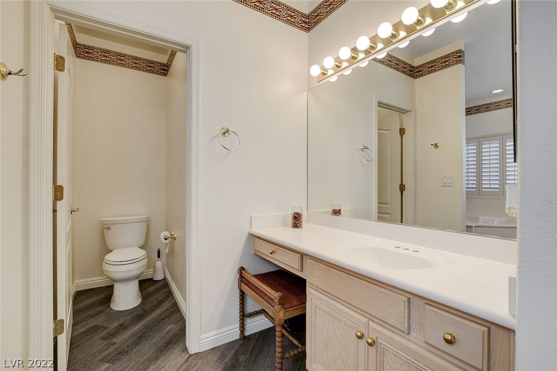 8105 Bandoleer Court