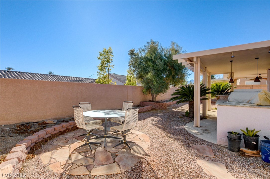 8105 Bandoleer Court