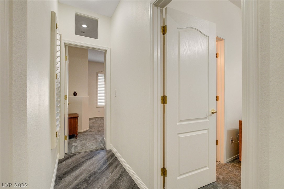 8105 Bandoleer Court