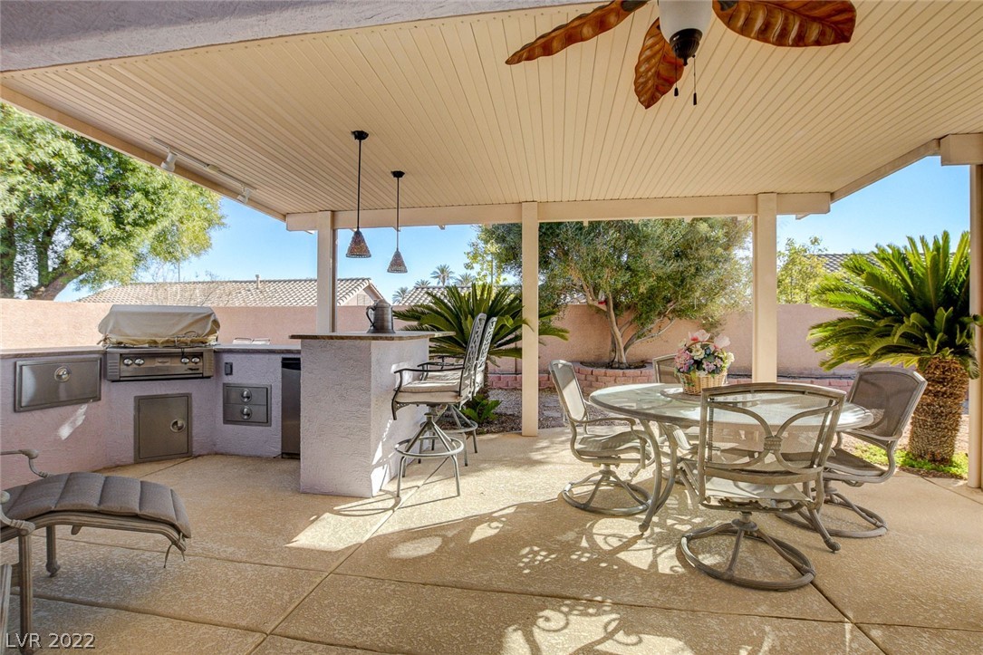 8105 Bandoleer Court