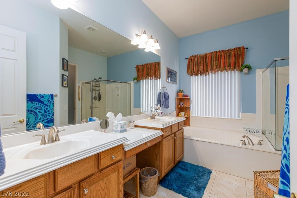 8090 Villa Del Viento Drive