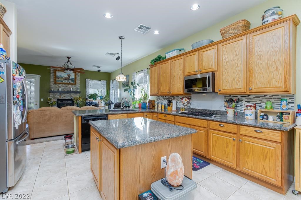 8090 Villa Del Viento Drive