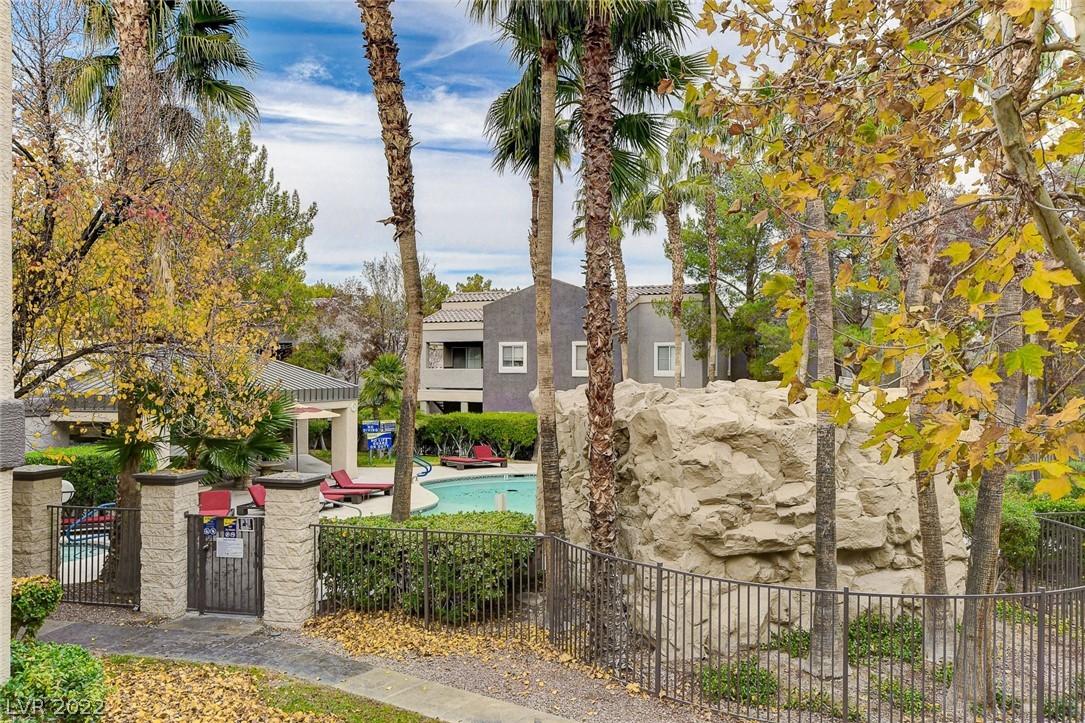 5250 S Rainbow Boulevard Unit: 1025