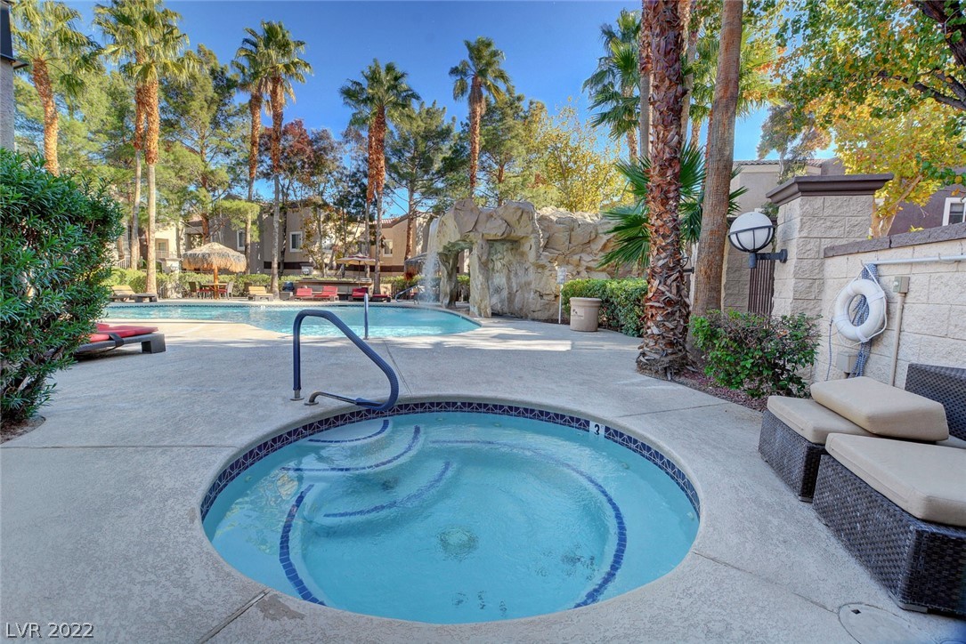 5250 S Rainbow Boulevard Unit: 1025