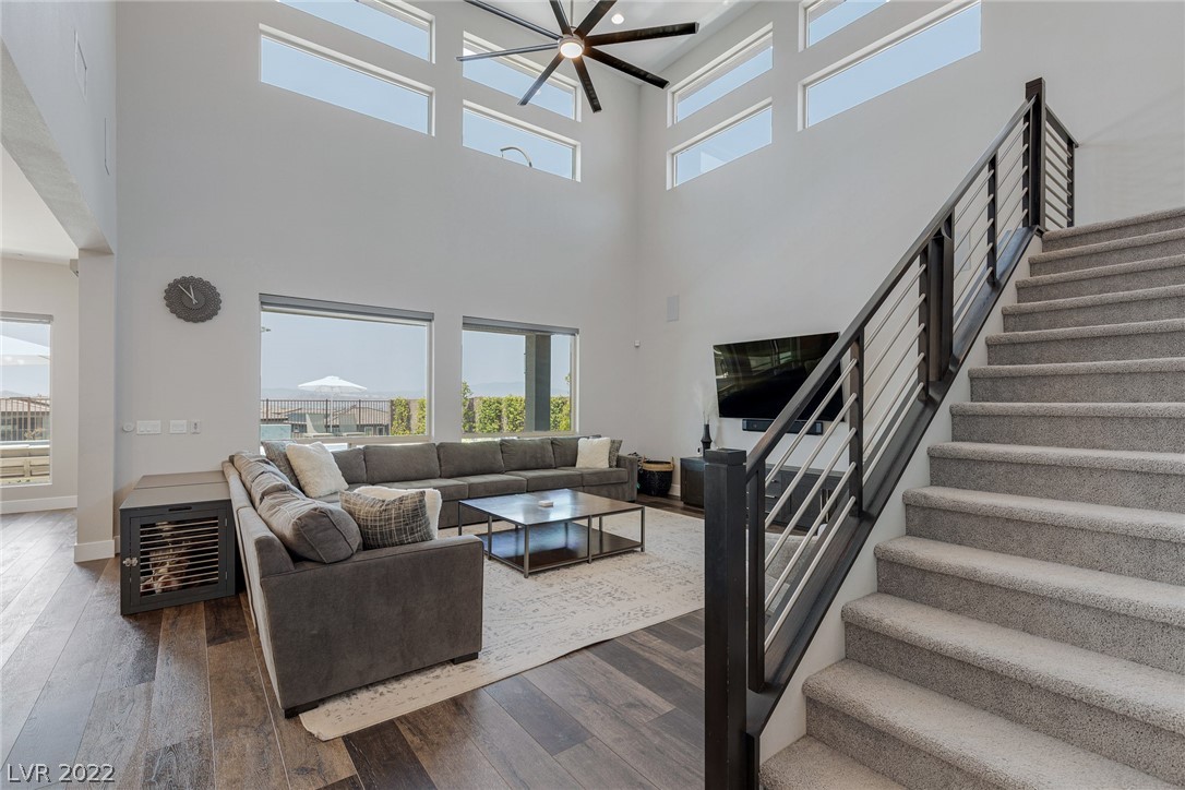 2141 King Crest Court