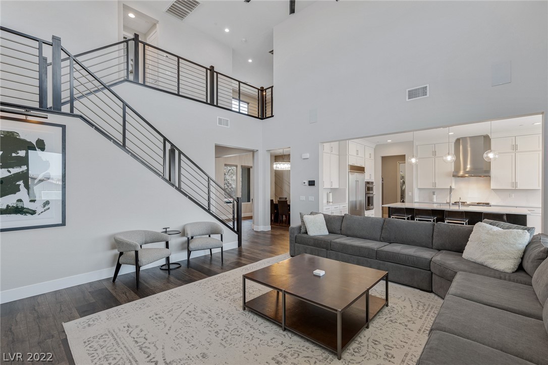 2141 King Crest Court