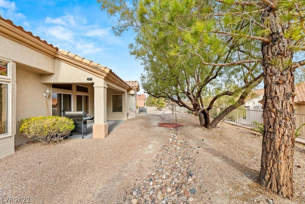 2644 Youngdale Drive