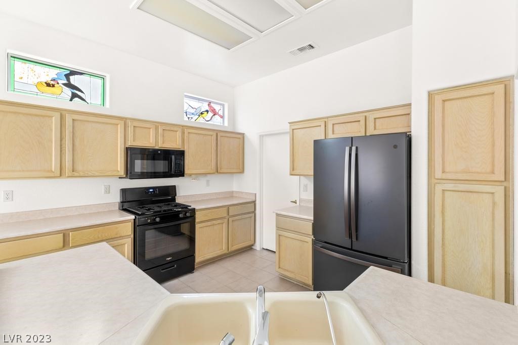 2644 Youngdale Drive
