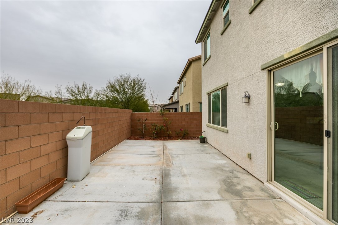 5966 Smith Valley Road