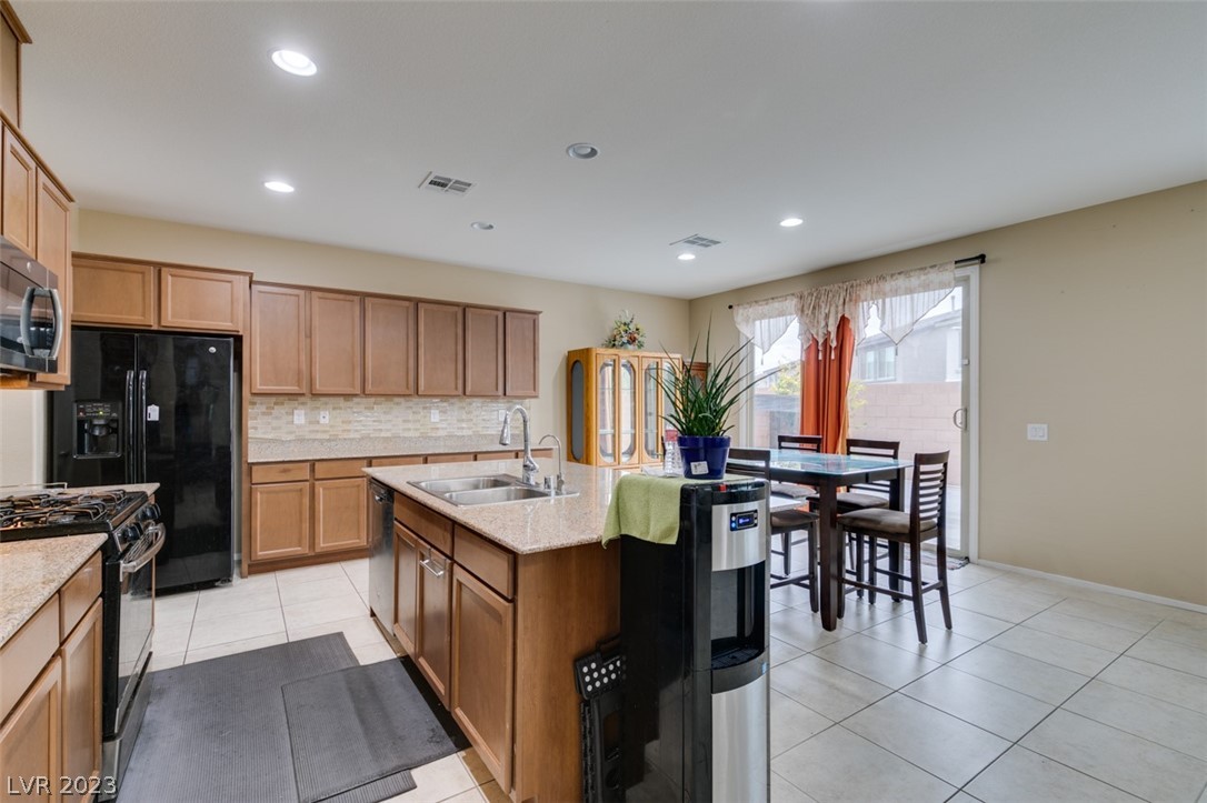 5966 Smith Valley Road