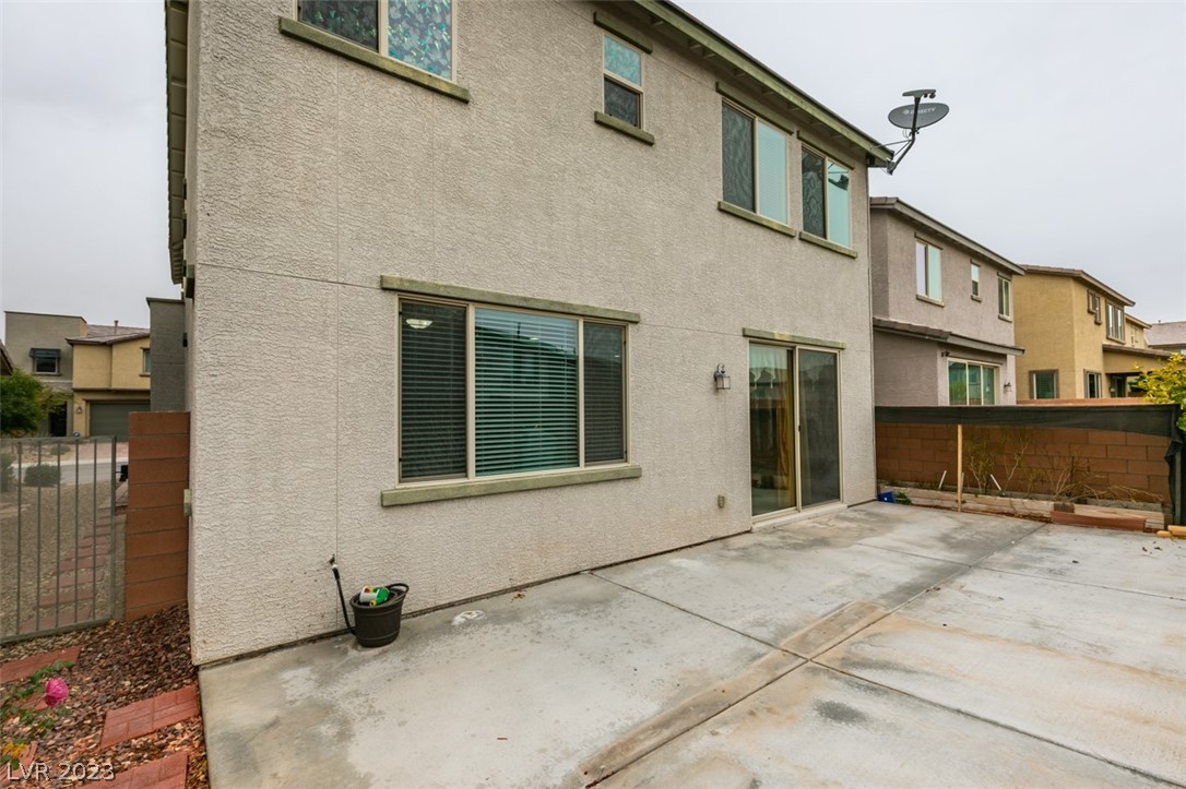 5966 Smith Valley Road