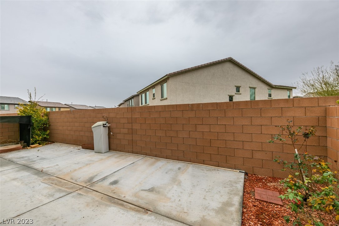 5966 Smith Valley Road