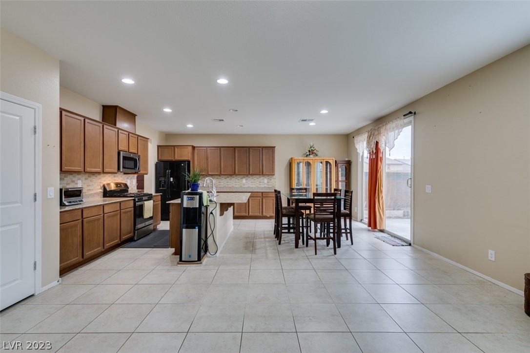 5966 Smith Valley Road