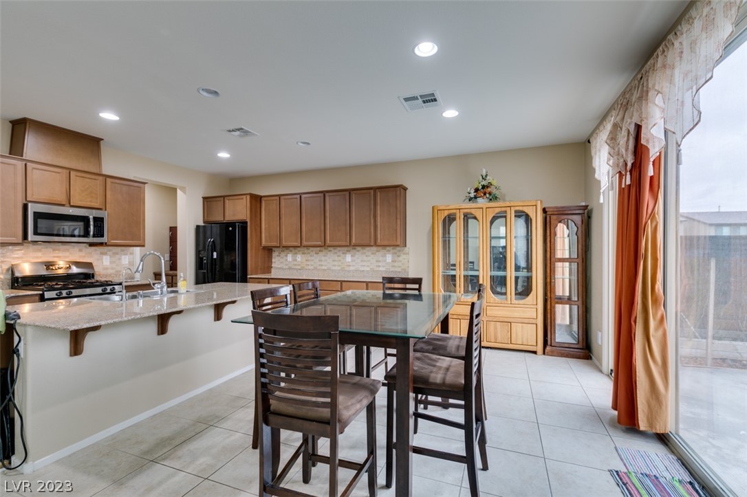 5966 Smith Valley Road