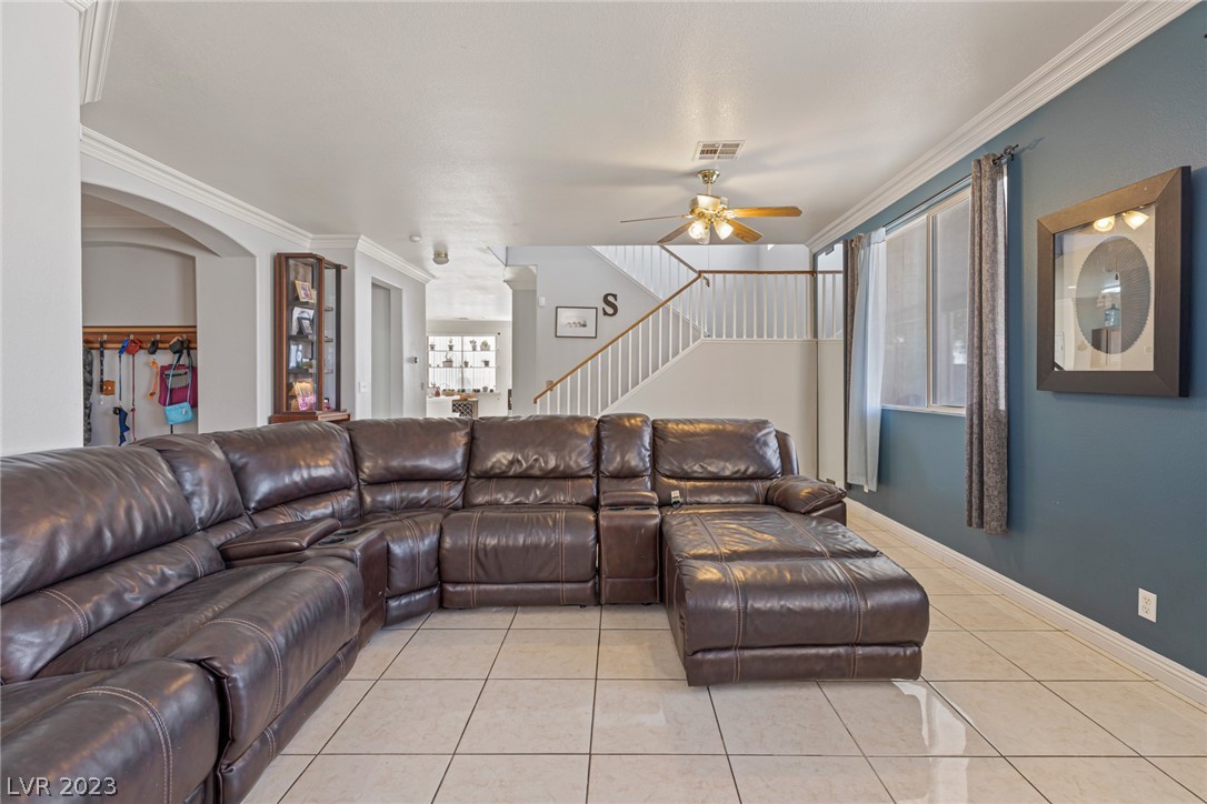 826 Stable Glen Drive