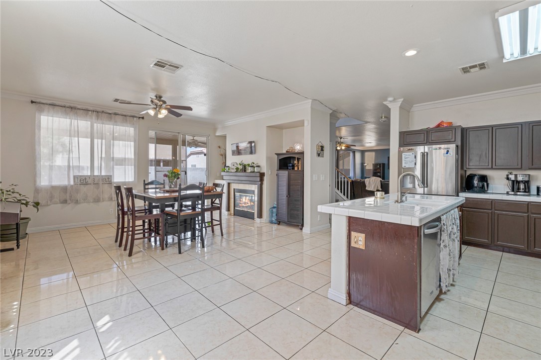 826 Stable Glen Drive