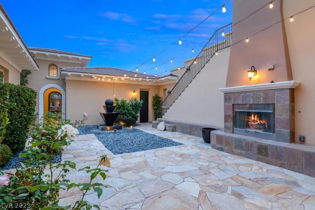 129 S Royal Ascot Drive