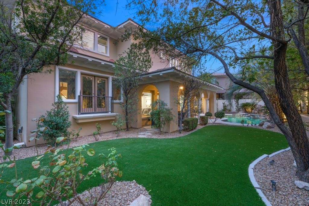 129 S Royal Ascot Drive