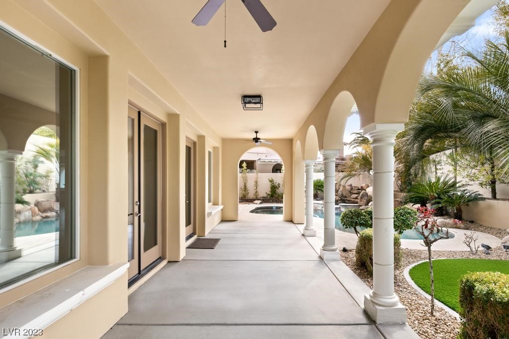 129 S Royal Ascot Drive