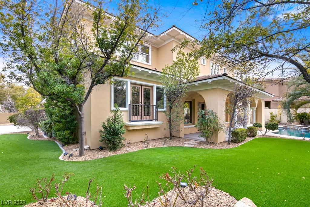 129 S Royal Ascot Drive