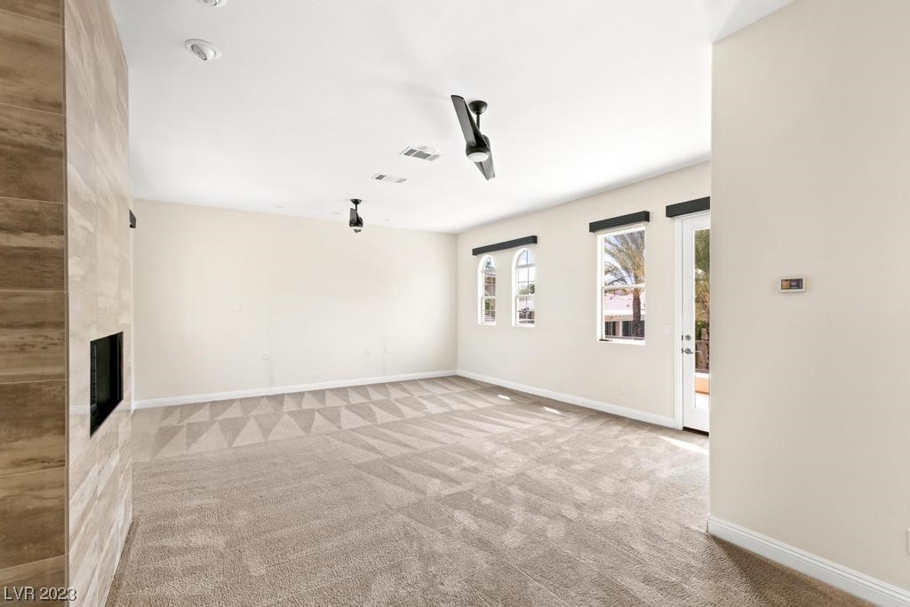 129 S Royal Ascot Drive