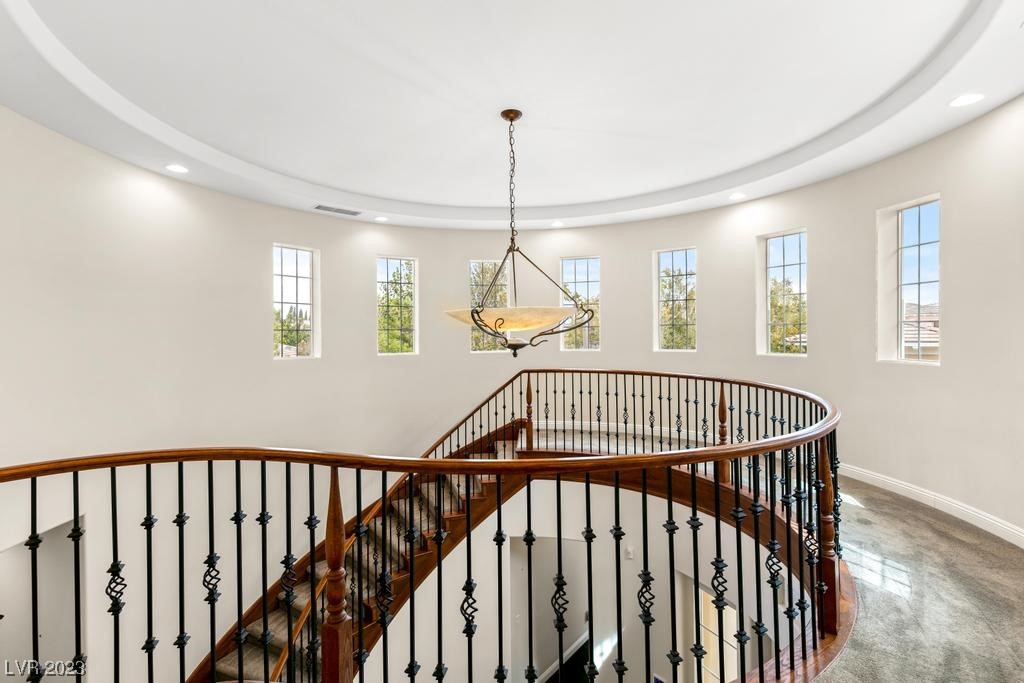 129 S Royal Ascot Drive